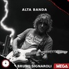 Logo @soyjuandinatale📏midió a Bruno Signaroli de guitarrista de @nonpaoficial