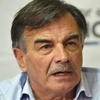 Logo Entrevista a Miguel Bazze