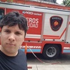 Logo Entrevista de Ale Berco a Tomás Natenzon, que conectó los cuarteles de bomberos por radio.