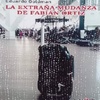Logo La novela La extraña mudanza de Eduardo Goldman (gogol ediciones)
