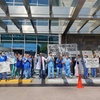 Logo Médicos de La Trinidad nucleados en AMRA pararon hoy y se manifestaron por aumento salarial