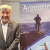 Logo Eduardo Piva. Agregado de Turismo de la Embajada argentina en Estados Unidos 