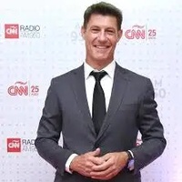 Logo Regreso CNN - Federico Seeber