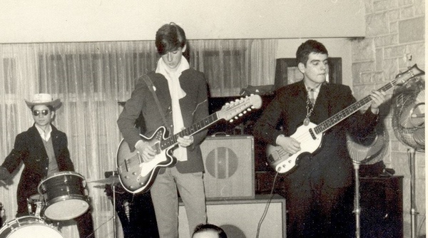 Alejandro Correa, primer bajista de Sui Generis recuerda sus inicios en